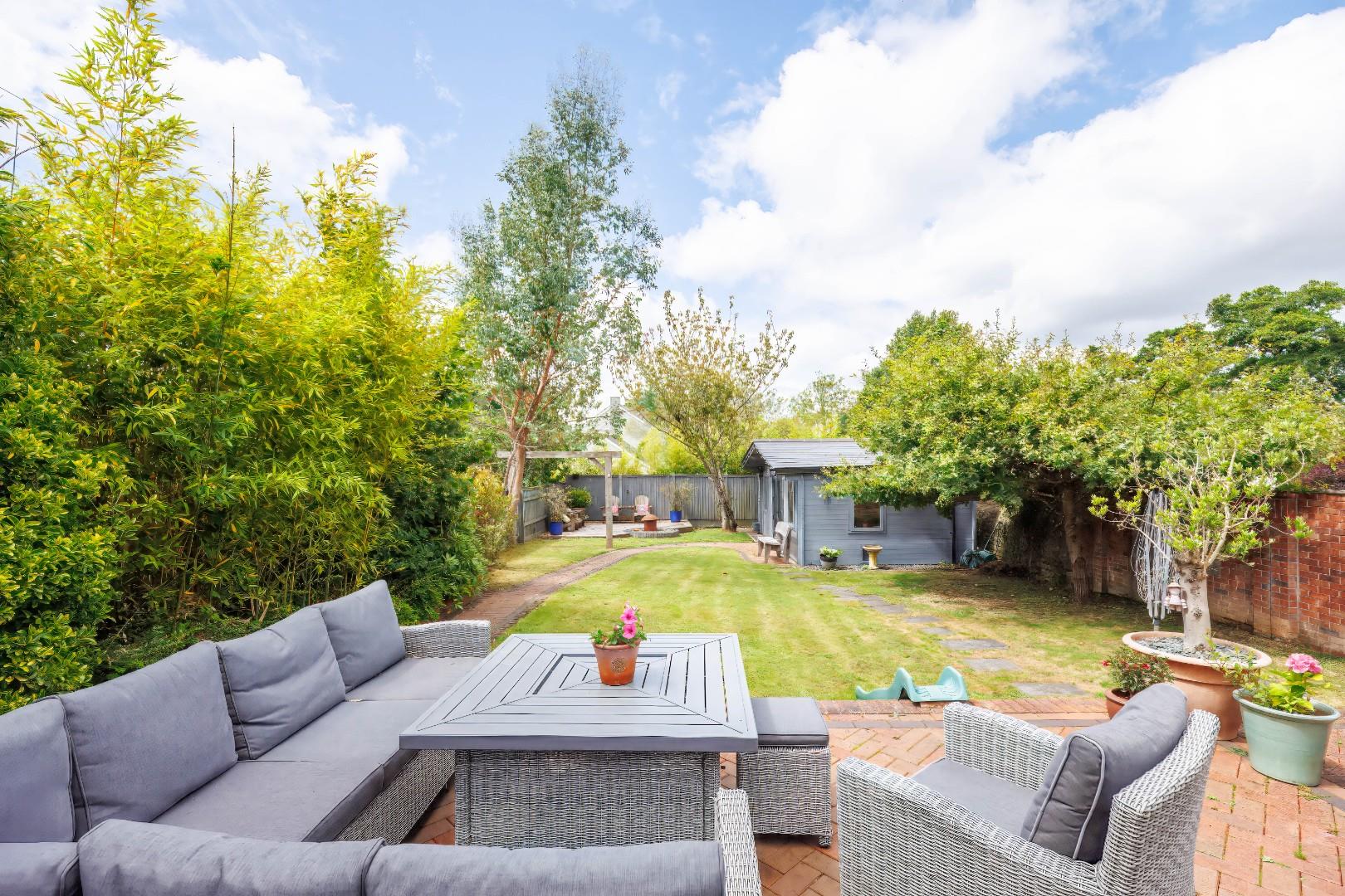 Robgill, Gwern Y Steeple Peterston-Super-Ely, Cardiff, South Glamorgan, CF5 6LG